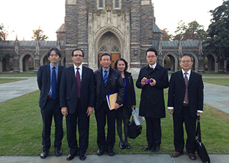 The leadership team from the Japan Translational Research Center for Medical Innovation visiting DCRI in 2013.
